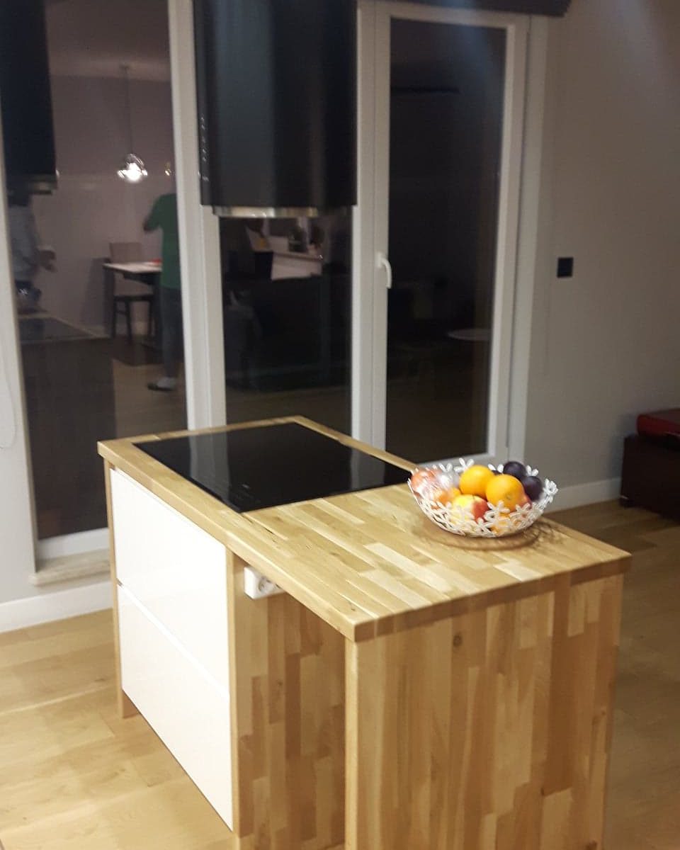 wyspa z płytą indukcyjn